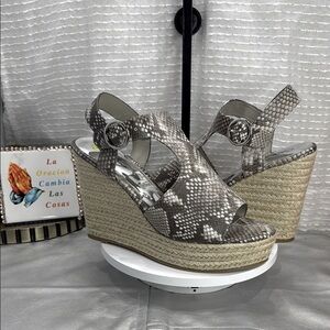 (H5)Carlos by Carlos Santana Faux Reptile Leather Wedge with Slingback HeelSz 9M